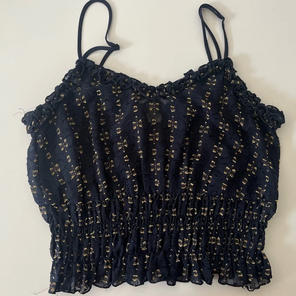 H&M cami in a gorgeous sheer fabric - Picture 1 of 2